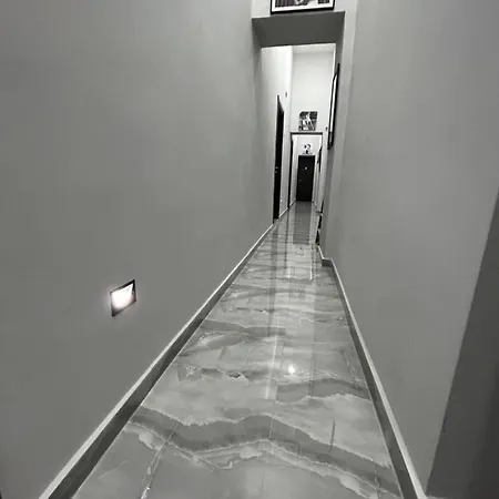 Foria House Valentino ナポリ