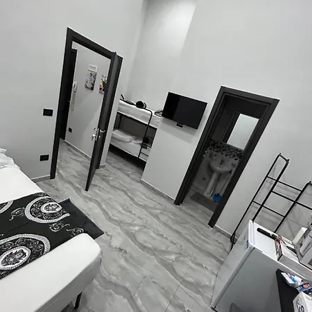 Foria House Valentino アパート ナポリ