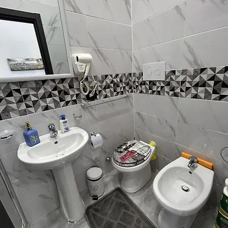 Foria House Valentino