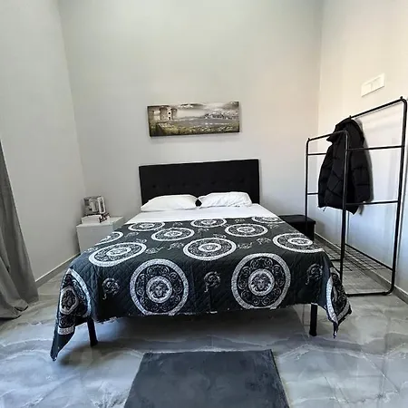 Foria House Valentino アパート *