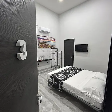 Foria House Valentino アパート