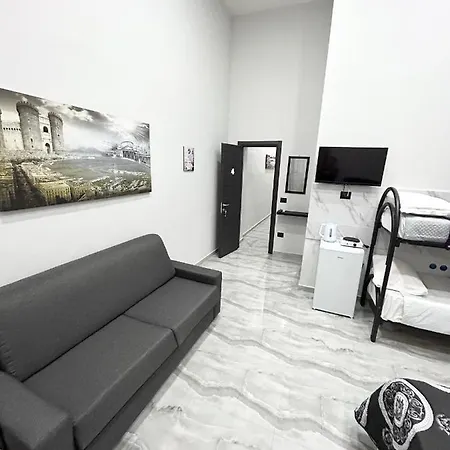 Foria House Valentino ナポリ