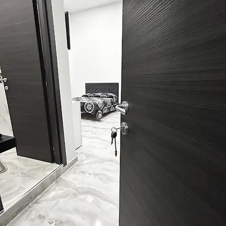 Foria House Valentino アパート