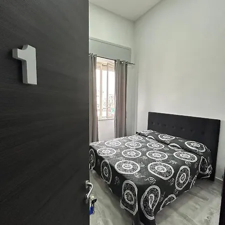 Foria House Valentino アパート ナポリ