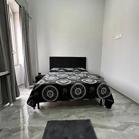 Foria House Valentino